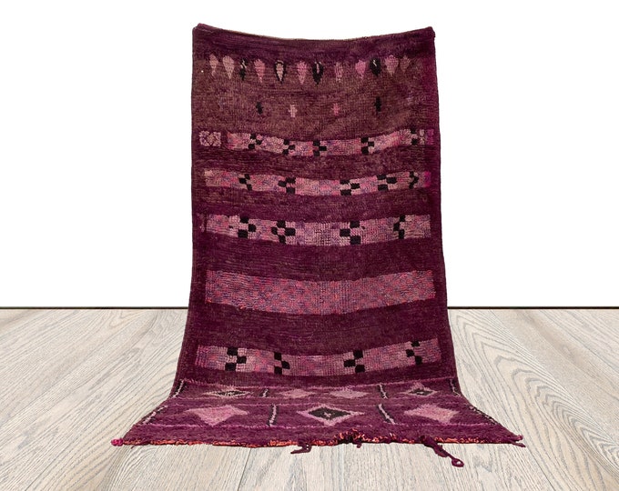 4x8 ft purple old rug, boujaad moroccan berber rugs for bedroom.