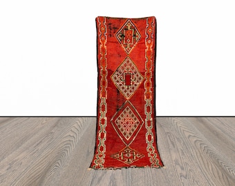 Tappeto marocchino colorato 3 x 8 piedi.