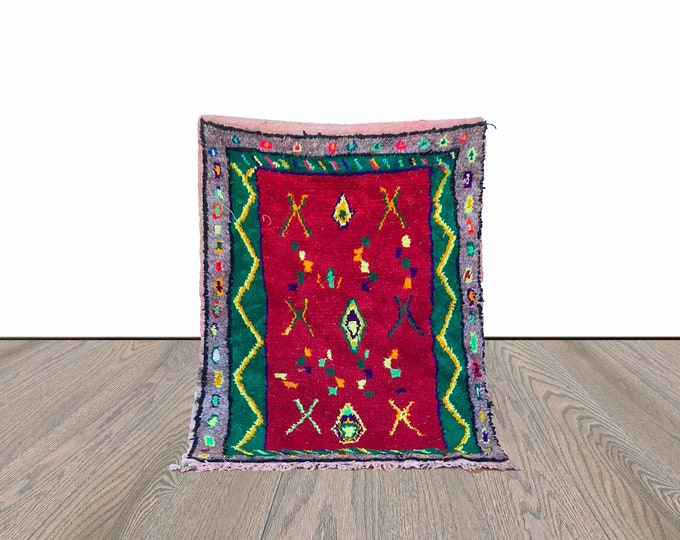 4x5 ft vintage Moroccan area rug!