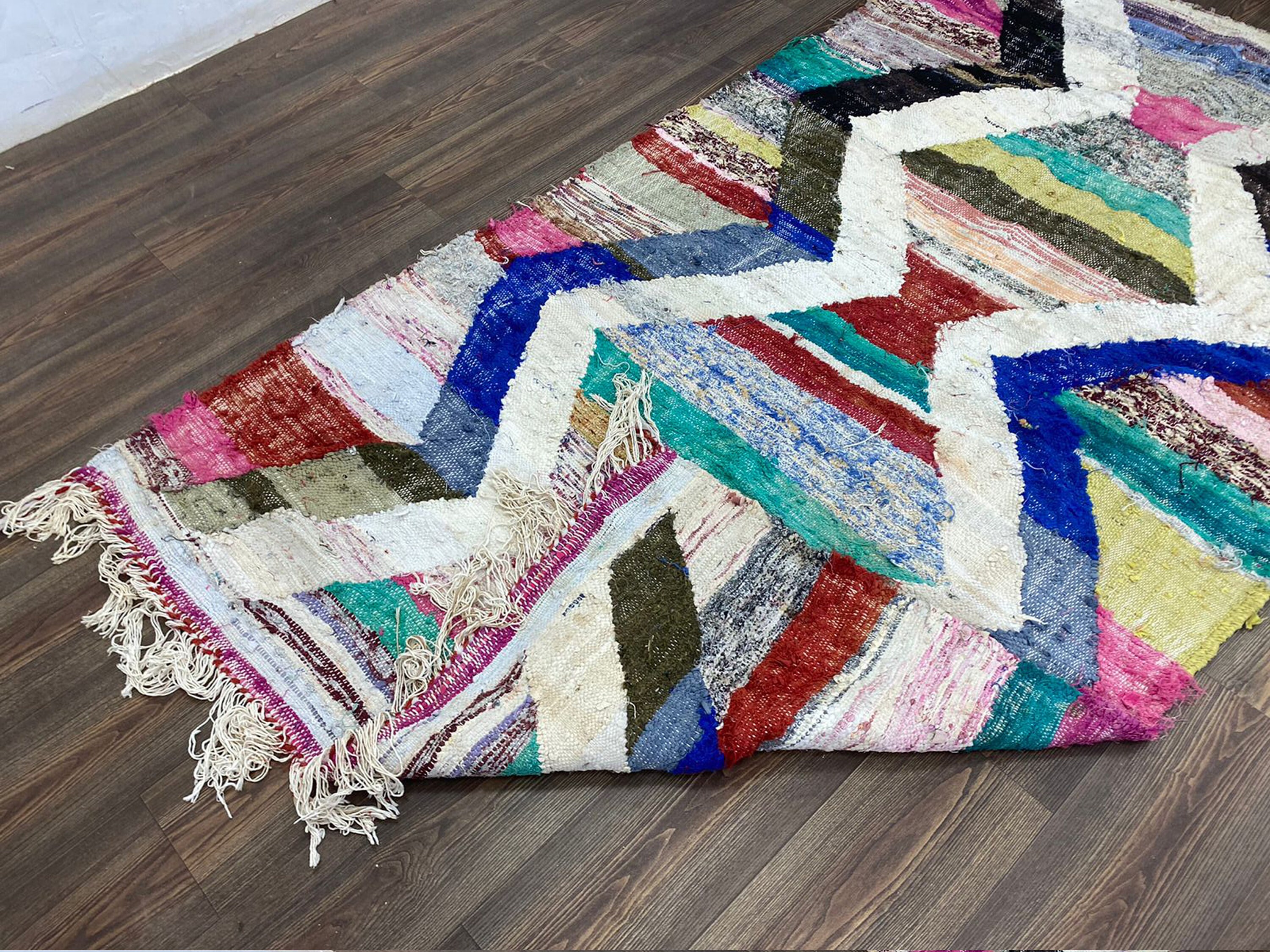 4x8 ft bohemian vintage area rug, moroccan berber flatweave rug.