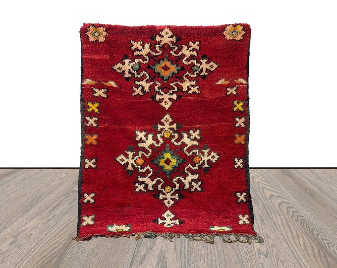 3x4 Small Woolen Red vintage area Rug, Moroccan Berber Handwoven Rug.