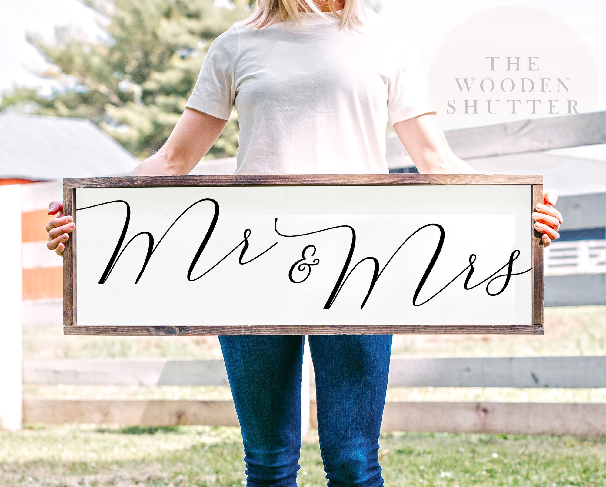 Mr Mrs Sign, Wedding Sign, Photo Backdrop, Engagement Party, Anniversary, Head Table Sign, Hand Painted Wedding Sign, Mr & Mrs Wall Sign