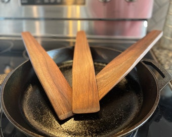 Walnut Flat Spatula - Kitchen Utensil - Hardwood Cast Iron Scraper