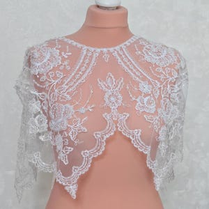 Wedding Capelet, Bridal flower cape, Beaded Bridal Cape, Wedding cover up, Tulle wedding shawl, Veil Pearl Cape, sparkly bridal cape veil
