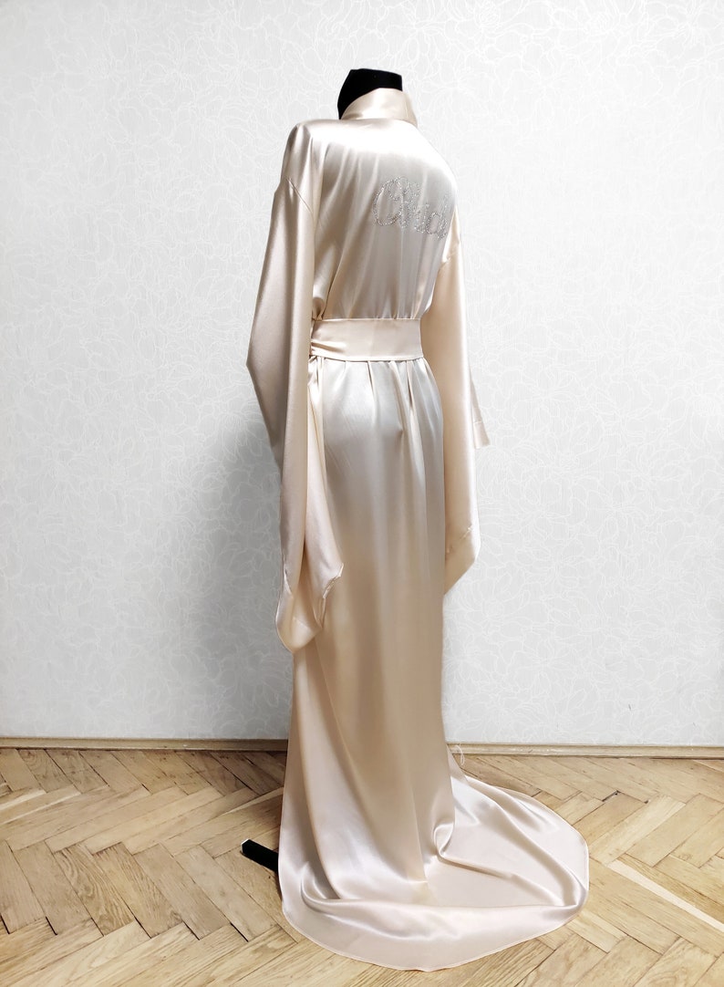 bridal robe with train