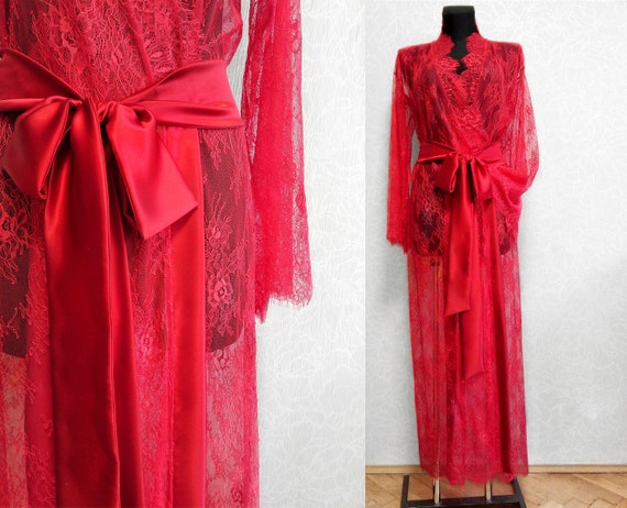 red lace dressing gown