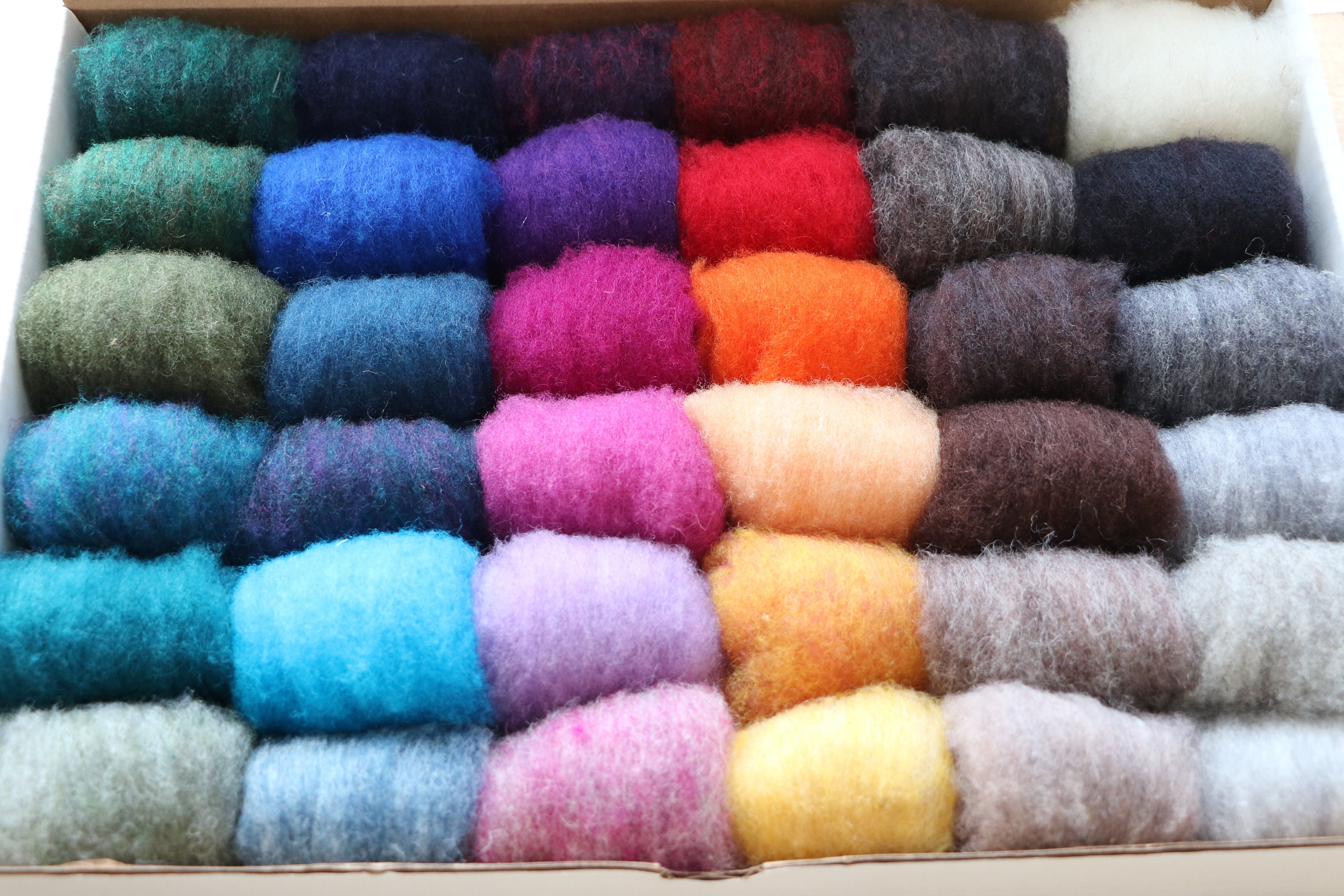Needle Felting Wool, Natural Grey Local Wool, Canadian Fibre for Felting,  Wool for Needle Felting 