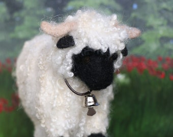 Valais Blacknose Sheep Felting Pattern - Sheep Felting - Easter Sheep Craft - Needle Felting - Learn to Felt - PDF Pattern - Wool Felting