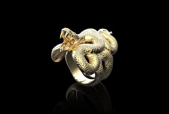 Bronze Angry Rattlesnake Ring, Vintage Ring, Snake Lover, Nature Lover Ring, Nnaturalist Gift, Snake Jewelry, Reptile Ring, Animal Ring