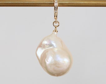 Flame Pearl Enhancer, Pearl CZ and Gold,   FREE SHIPPING! (1619)