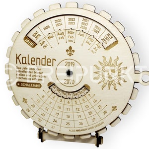 Wooden construction kit permanent calendar