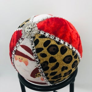 Christmas Fabric Balls, Christmas Fabric Ornaments, Wreath