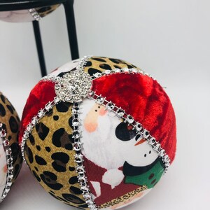 Christmas Fabric Balls, Christmas Fabric Ornaments, Wreath