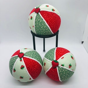Strawberry Fabric Balls (Set of 3): Vintage Style Wreath Embellishments