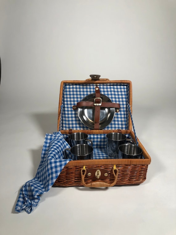 Vintage Wicker Picnic Basket Handbag