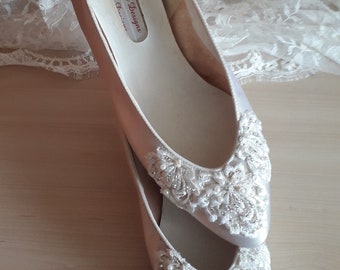 Bridal Wedding Shoes Soft White or Ivory Satin Hand Beaded Lace Embroidery Low heeled Elegant Classic Court Shoe for the Bride