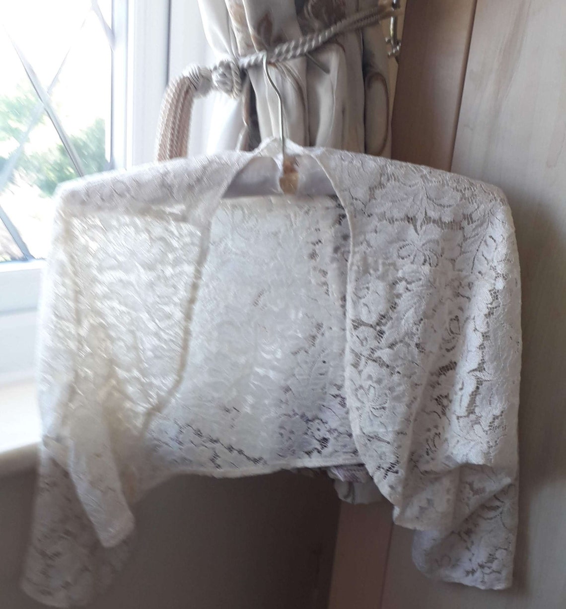 Cream Lace Bolero Shrug With Cut Away Front Bridal Cover up Etsy UK