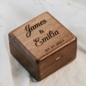 Personalized Ring Box - Wedding Ring Bearer Box - Engagement Ring Box - Custom Wooden Ring Box - Engraved