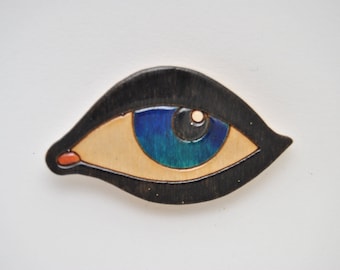 Brooch eye, big brooch, artwork