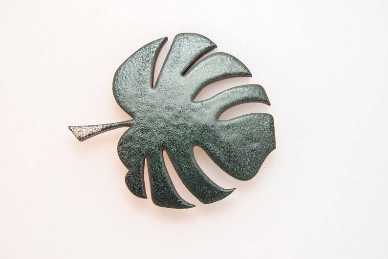 Brooch leaf, monstera brooch, nature-inspired, gift for plantlovers image 1