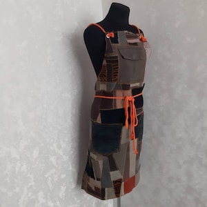Delantal de patchwork de mezclilla de gran tamaño hecho a mano para jardín o taller
