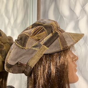 Handmade Corduroy Newsboy Patchwork Cap 22,4 display picture 1