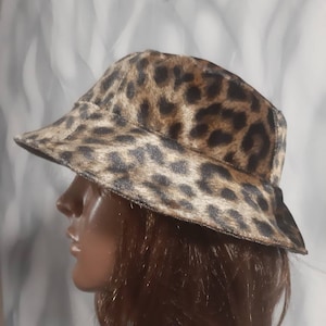 Handmade casual leopard hat 23&quot;, Boho hat in street fashion style, Women&#39;s hat 58cm with animal print