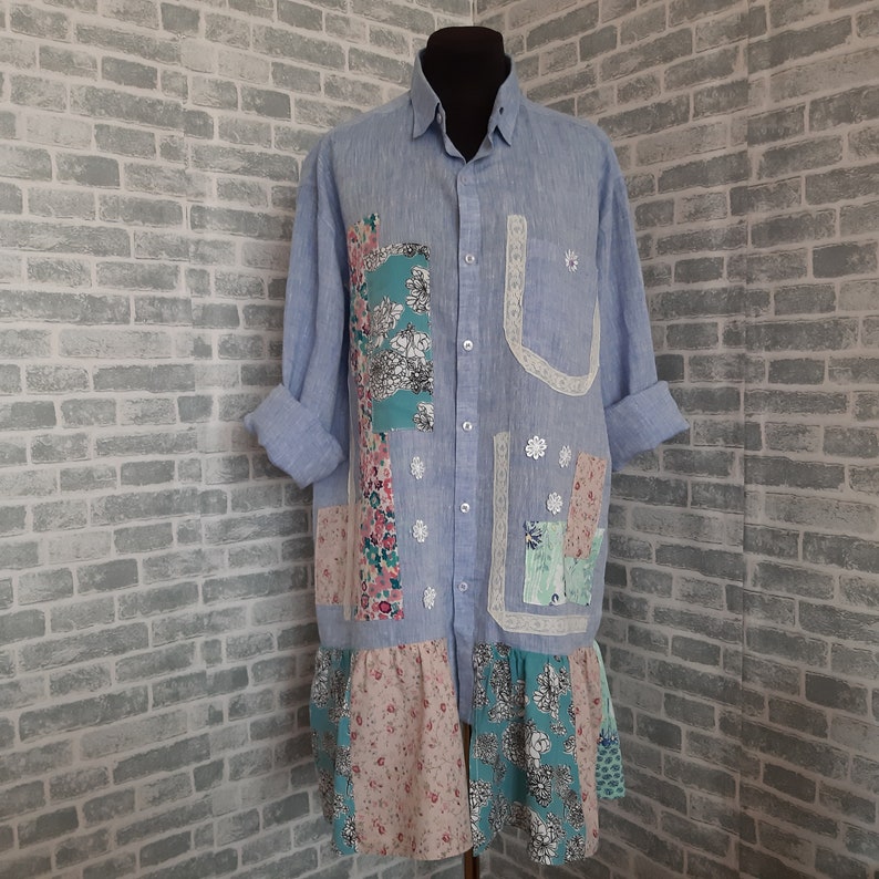 Robe chemise bleue romantique oversize, robe bohème de style gitane, tunique patchwork décontractée image 1