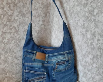 Handgefertigte Hobo-Tasche aus Denim, Schultertasche aus recyceltem Jeansstoff, große, lässige Tragetasche, lässige blaue Denim-Handtasche, Upcycling-Denim-Tasche