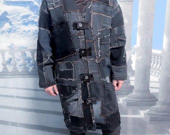 Casaco masculino preto de patchwork feito à mão, tamanho 2XL, modelo Boro, confeccionado com retalhos de jeans reciclados e efeito desgastado. Jaqueta jeans unissex.