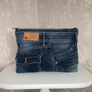 Bolsa de cosméticos grande feita à mão em jeans para viagem, organizador grande casual de jeans surrados