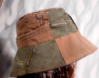 Handgefertigter Patchwork-Bucket-Hat aus Denim, 56–58 cm, Boho-Jeanshut in verschiedenen Farben, bunter Sonnenhut aus recyceltem Denim, Festivalhut im Streetstyle