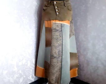 Handgemachte Größe L Denim-Patchwork-Rock Taille 82 cm, Lässiger langer Rock aus shabby Jeans, Multicolor Jeansrock im Hipster-Stil