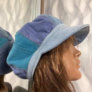 Berretto da giornalaio in velluto a coste di denim fatto a mano, patchwork, 24,4", cappello in jeans blu boho in stile street fashion, cappello patchwork Falls, 62 cm