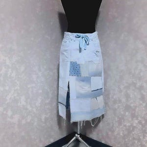 Handmade M Denim patchwork skirt, Casual blue skirt waist 31&quot;, Blue jean skirt medium length in hipster style