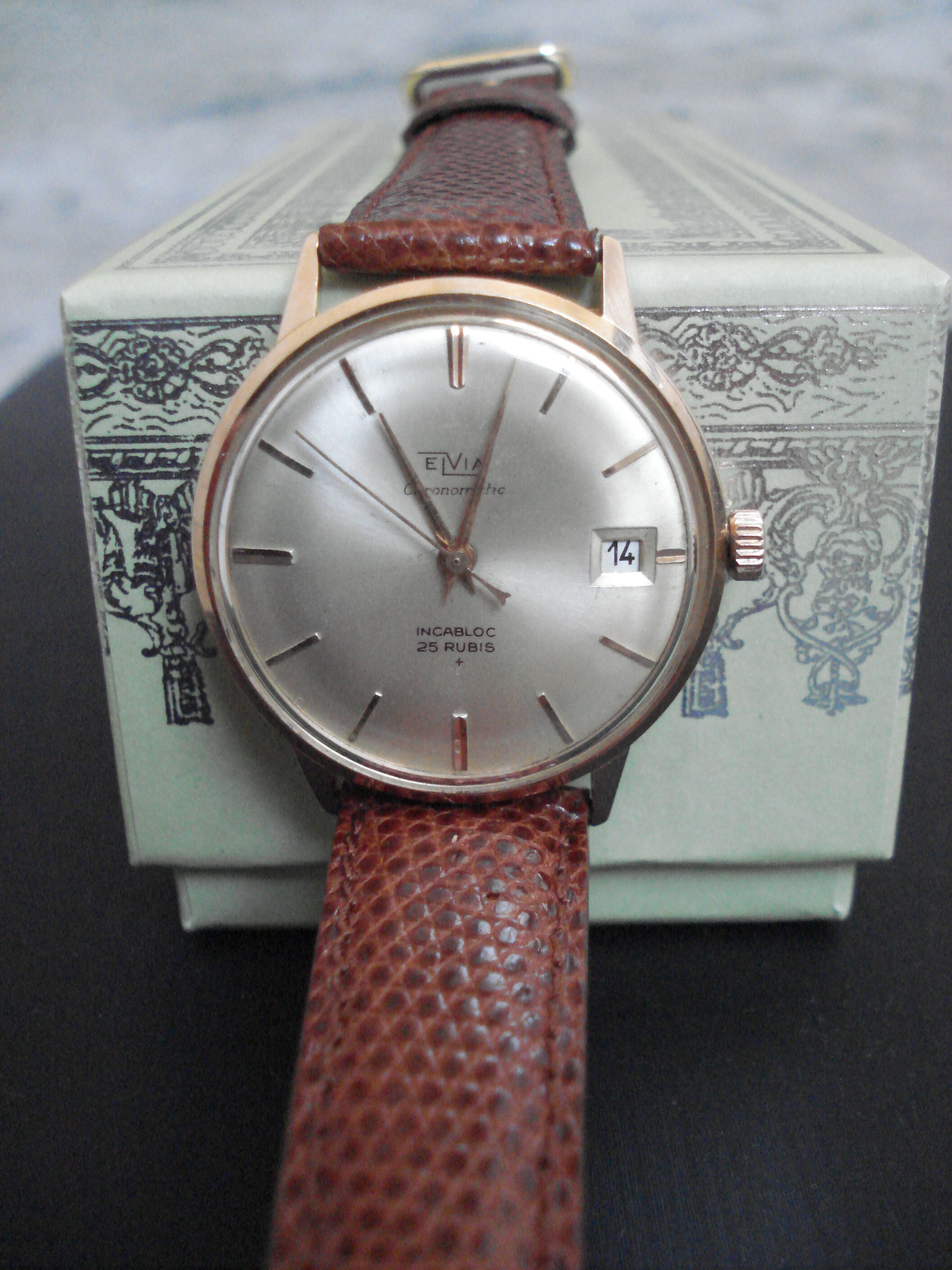 ELVIA GOLD WATCH Etsy Sweden