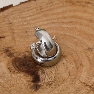 Sterling Silver 16mm x 6mm Plain Huggie Hoop Earrings Jewellery