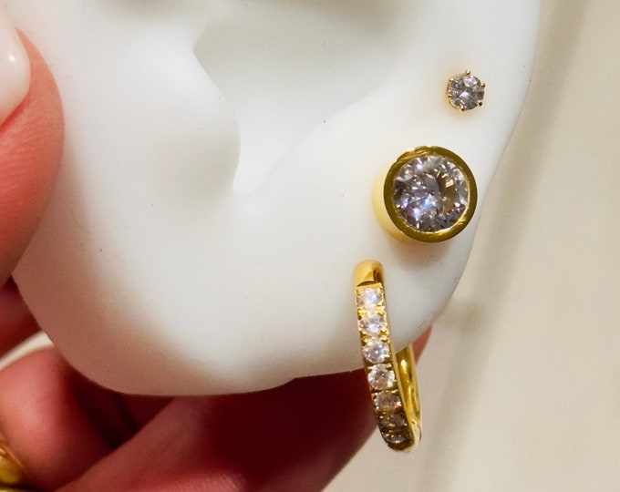 Gold Huggie Hoop - Earrings Cartilage Lobe Earrings Piercing Jewelry - Huggie Hoop Silver or Gold Cubic Zirconia
