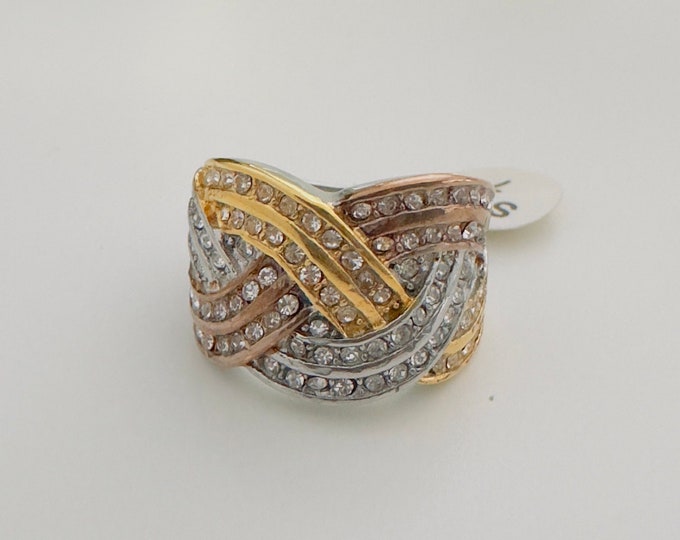 Three-Tone Wide Ring for Women - Silver, Gold & Rose Gold - Elegant and Stylish Jewelry"