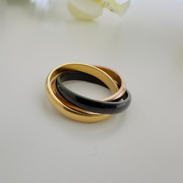 Interlocking Ring in Stainless Steel • Black, Gold & Rose Gold Color • Interlocking Triplet Ring • Women's Stainless Steel Gold Black Rose