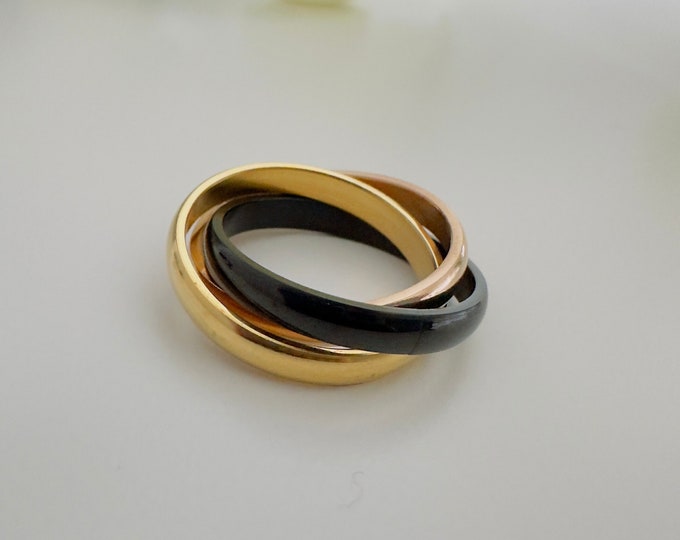 Interlocking Ring in Stainless Steel • Black, Gold & Rose Gold Color • Interlocking Triplet Ring • Women's Stainless Steel Gold Black Rose