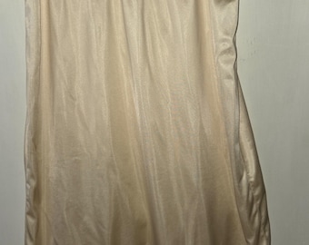 Vintage Blush Color half slip