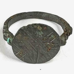Ancient Medieval Ring with stylized Star of Bethlehem. Medieval jewelry. Ancient ring. Medieval artifact. 19,5 mm (US 9,5)