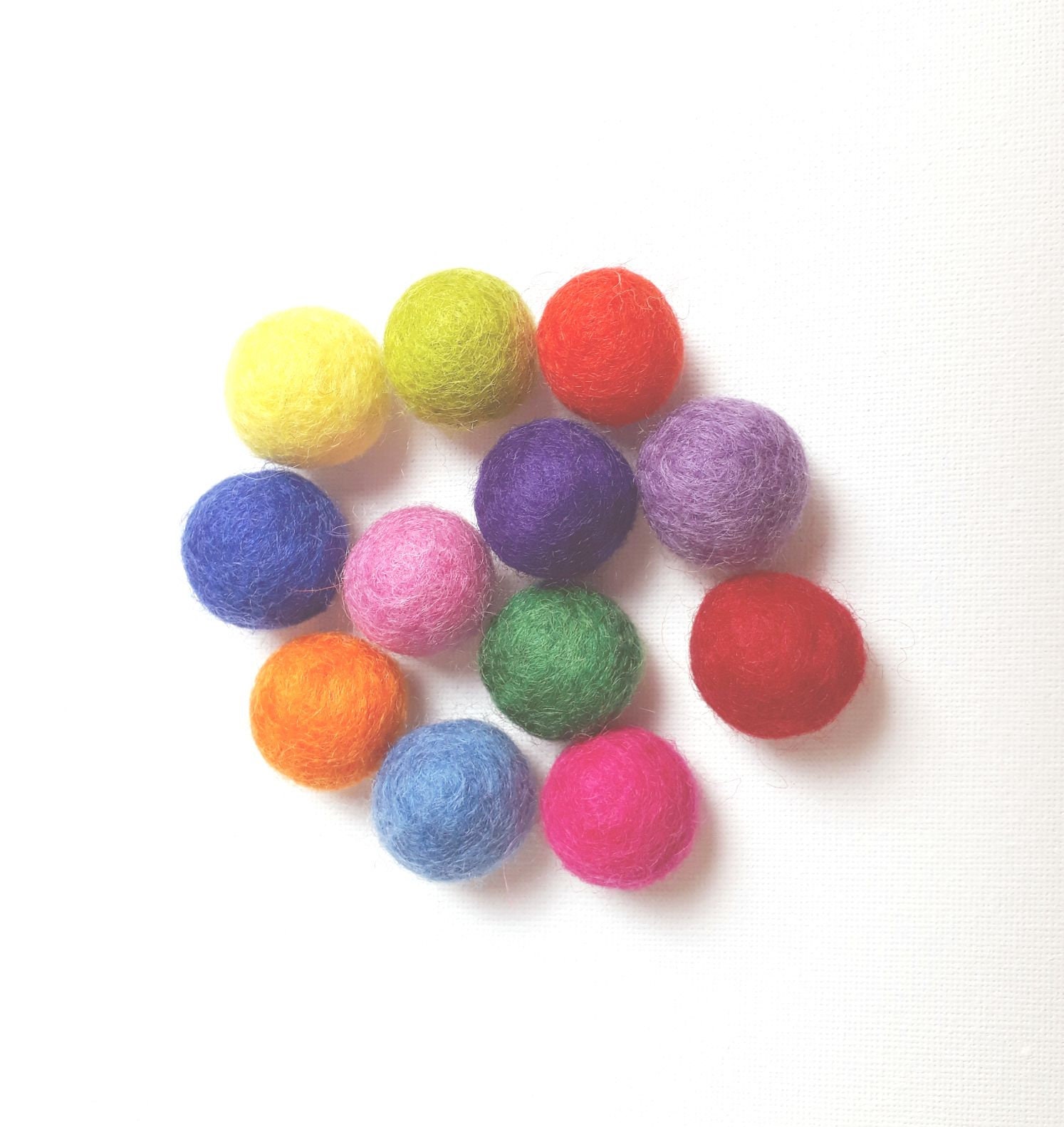 Bulk Wool Felt Balls, 1.5cm, 200/300/400/500 Pcs, Choose Your Colours  Wholesale Pom Poms, Handmade 100% Wool, Hand Made Pompoms, Supply 