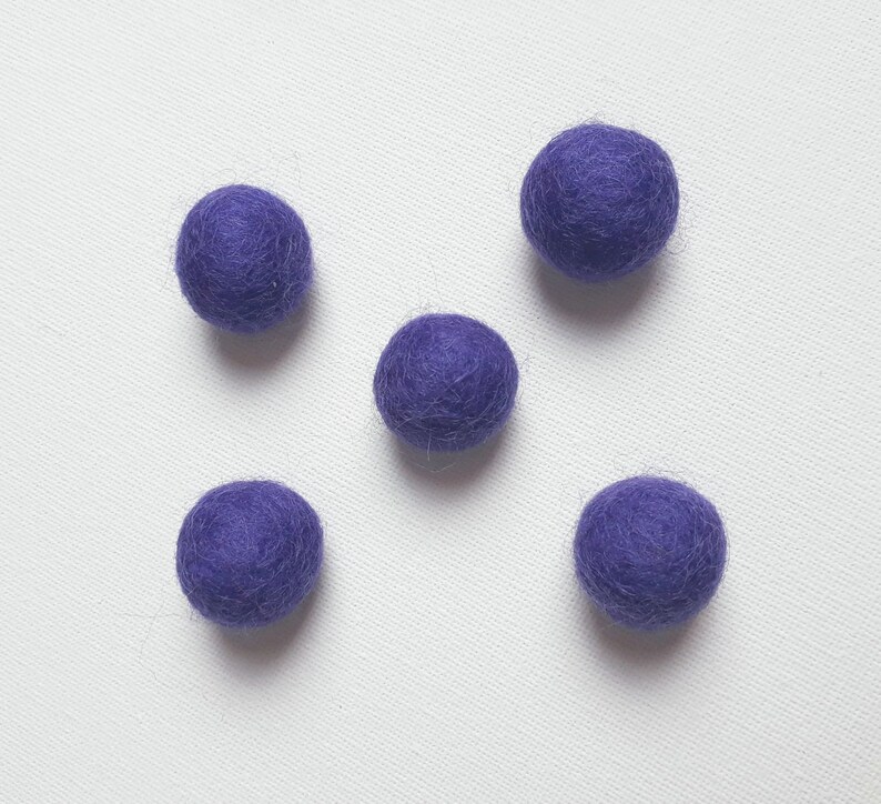 Wool Felt Pom Poms 1cm Wool Felt Balls Purple DIY Felt Ball Garland Nepalese Hand Made Tiny Felt Balls Handmade 100/% Wool Felt Balls