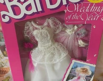 Vintage Barbie Wedding Of The Year 1989 Bridal Gown Set # 3788 Mattel Barbie New