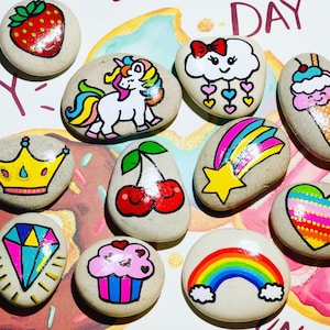 Personalized Unicorn Birthday party favors, Kids party bags filler, Custom rainbow birthday favours, Painted stones