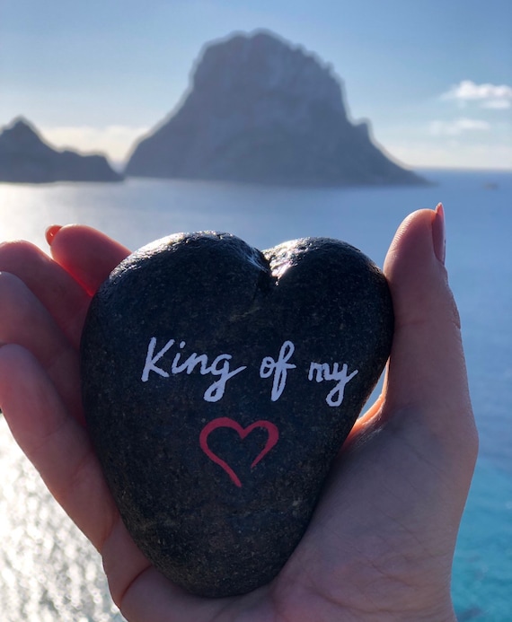 Pietra dell'amore a forma di cuore, regalo unico per lui, per il marito,  messaggio d'amore, amanti del rock dal luogo magico di Es Vedra a Ibiza. -  Etsy Italia
