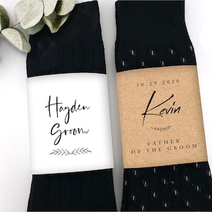 Wedding Sock Wrapper - Regalo personalizado para novio, suegro, padrino / Kraft o envoltorio de tarjeta blanca con texto personalizado / Cold Feet Sock