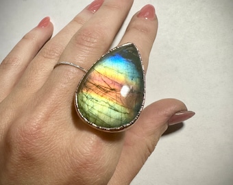 Spectrolite Statement Ring Size 8 || Rose Gold Labradorite || Electroformed